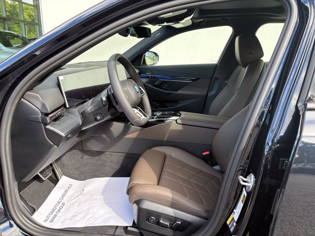 New 2027 BMW i5 xDrive40 w/ M Sport Package AWD/4WD image 10