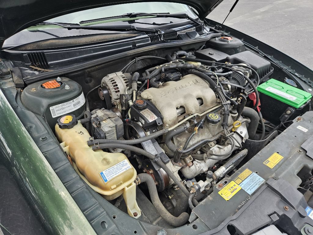 Used 2000 Oldsmobile Alero GL w/ Feature Pkg FWD image 18
