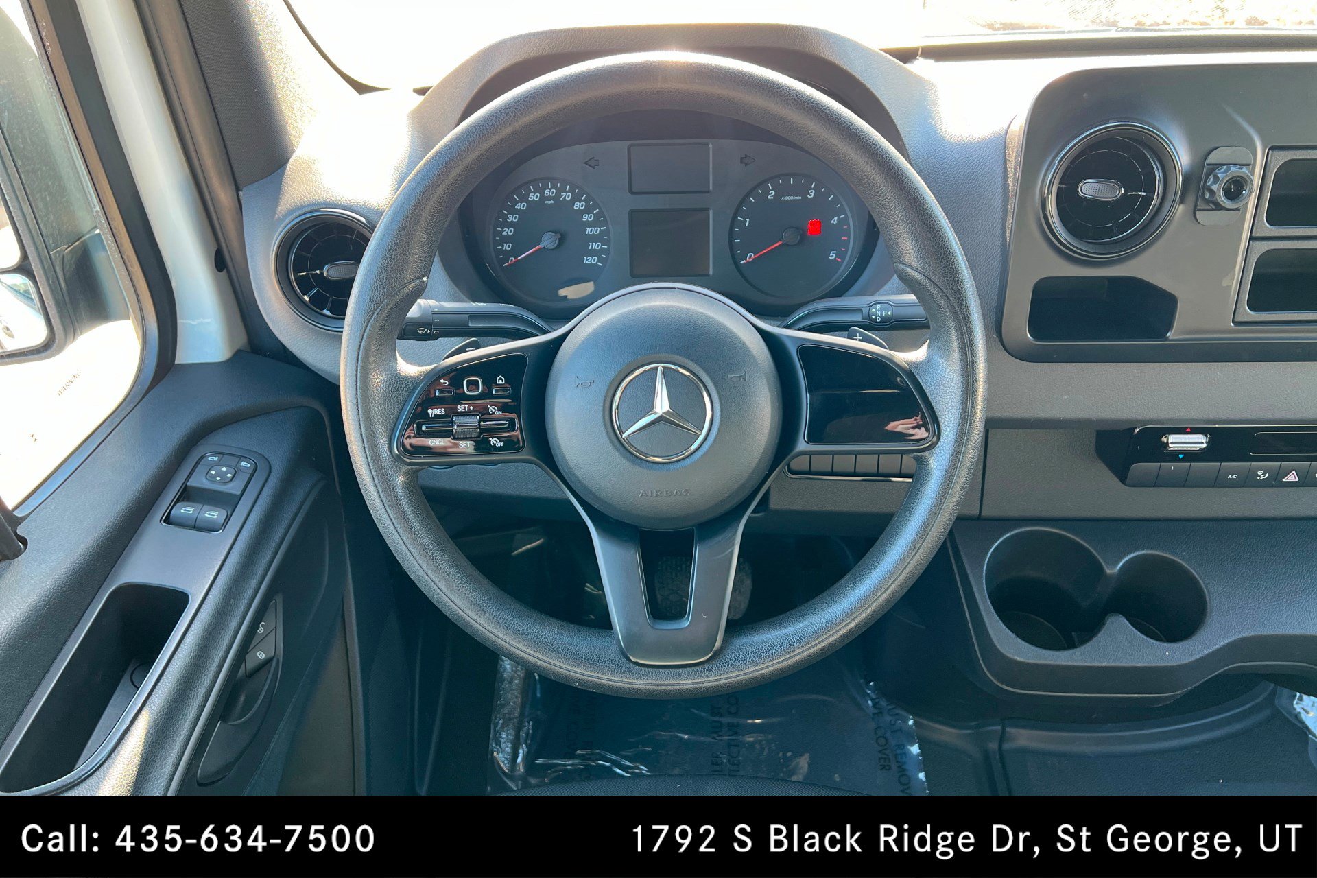 Used 2019 Mercedes-Benz Sprinter 170 Cargo image 9