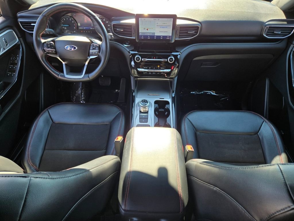 Used 2023 Ford Explorer ST-Line w/ Class IV Trailer Tow Package image 15