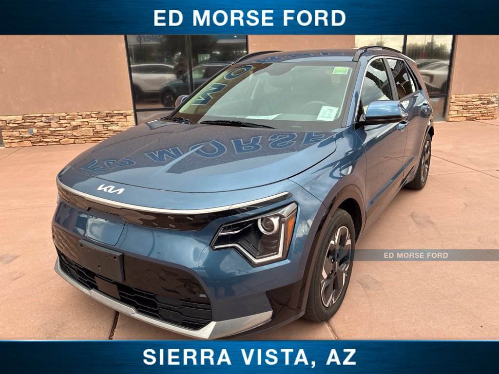 Certified 2023 Kia Niro Wind FWD image 3