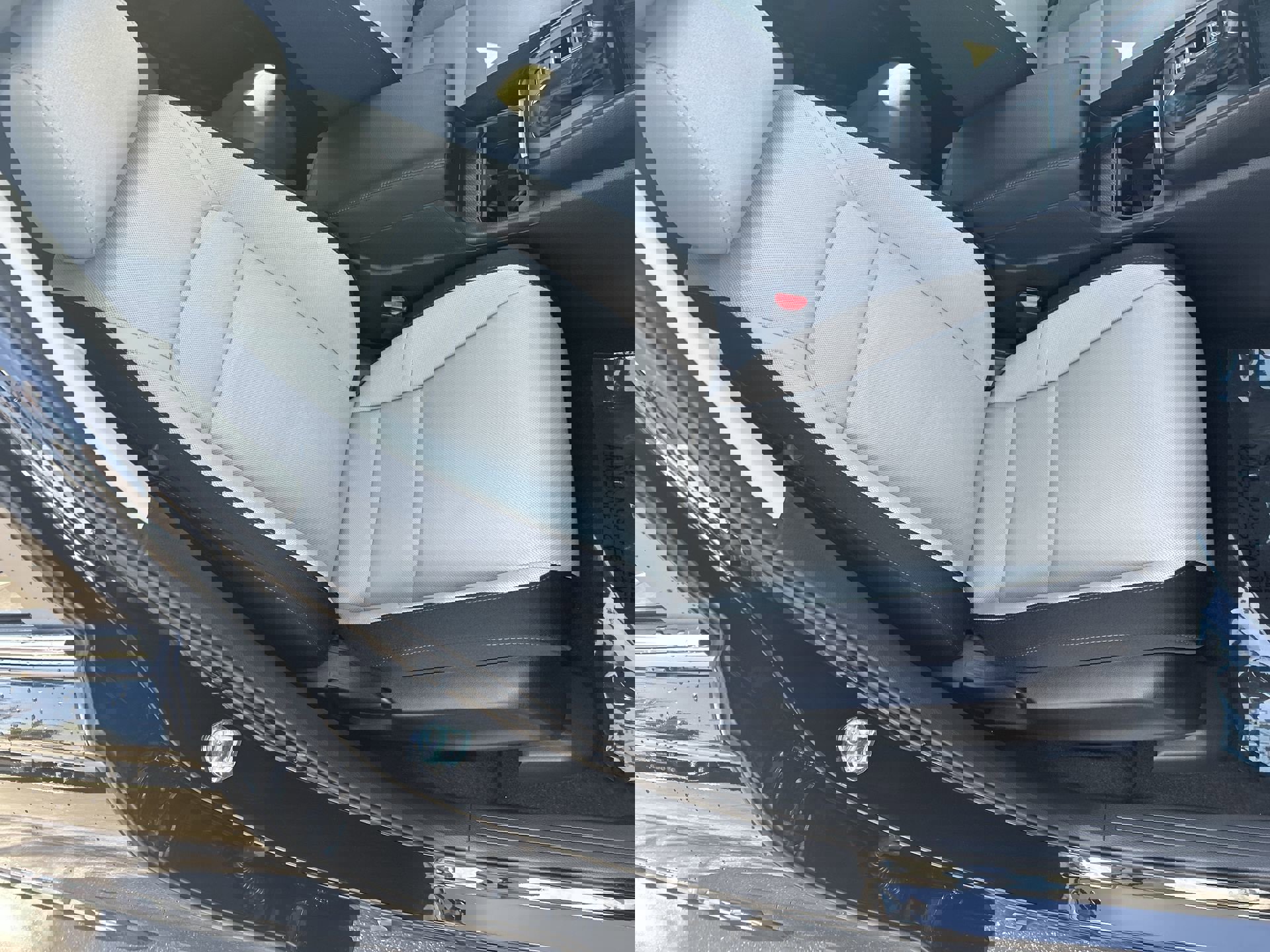 Certified 2025 Honda CR-V EX image 26