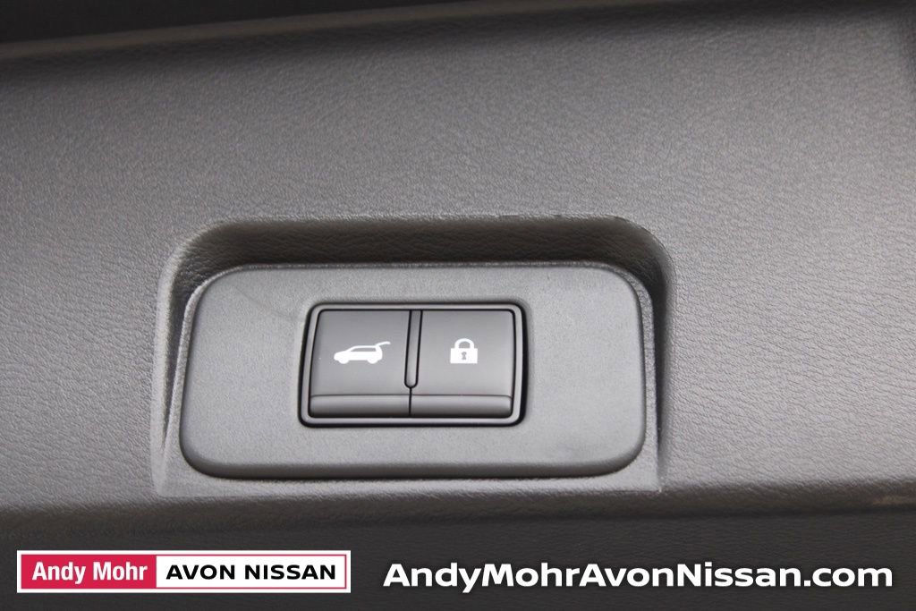 New 2026 Nissan Rogue SV image 7