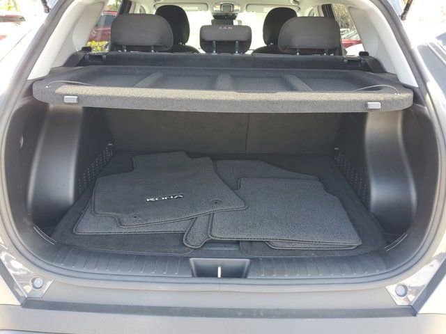 Certified 2024 Hyundai Kona SEL image 7