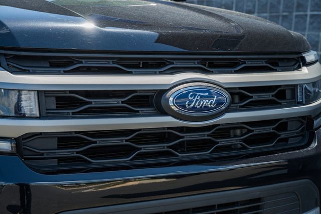 Used 2023 Ford Expedition XLT AWD/4WD image 16