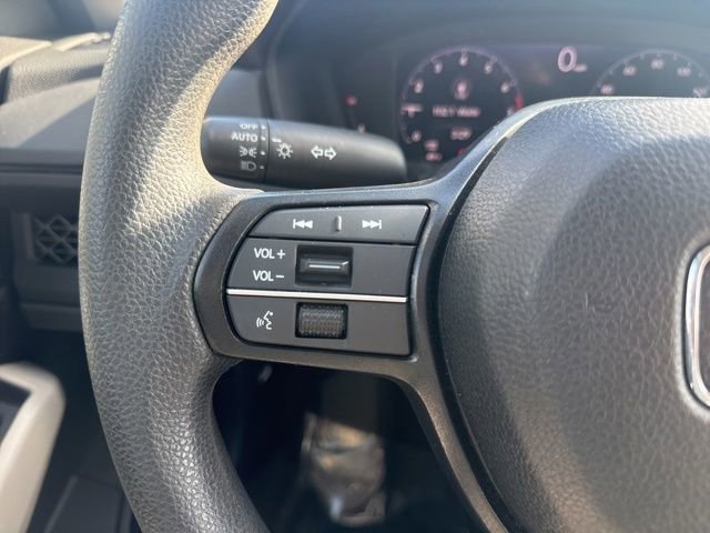 Used 2025 Honda Accord SE image 13