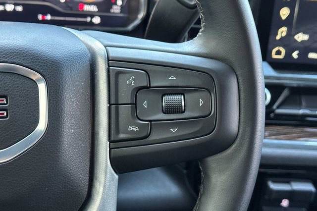 Used 2025 GMC Sierra 1500 Elevation image 35