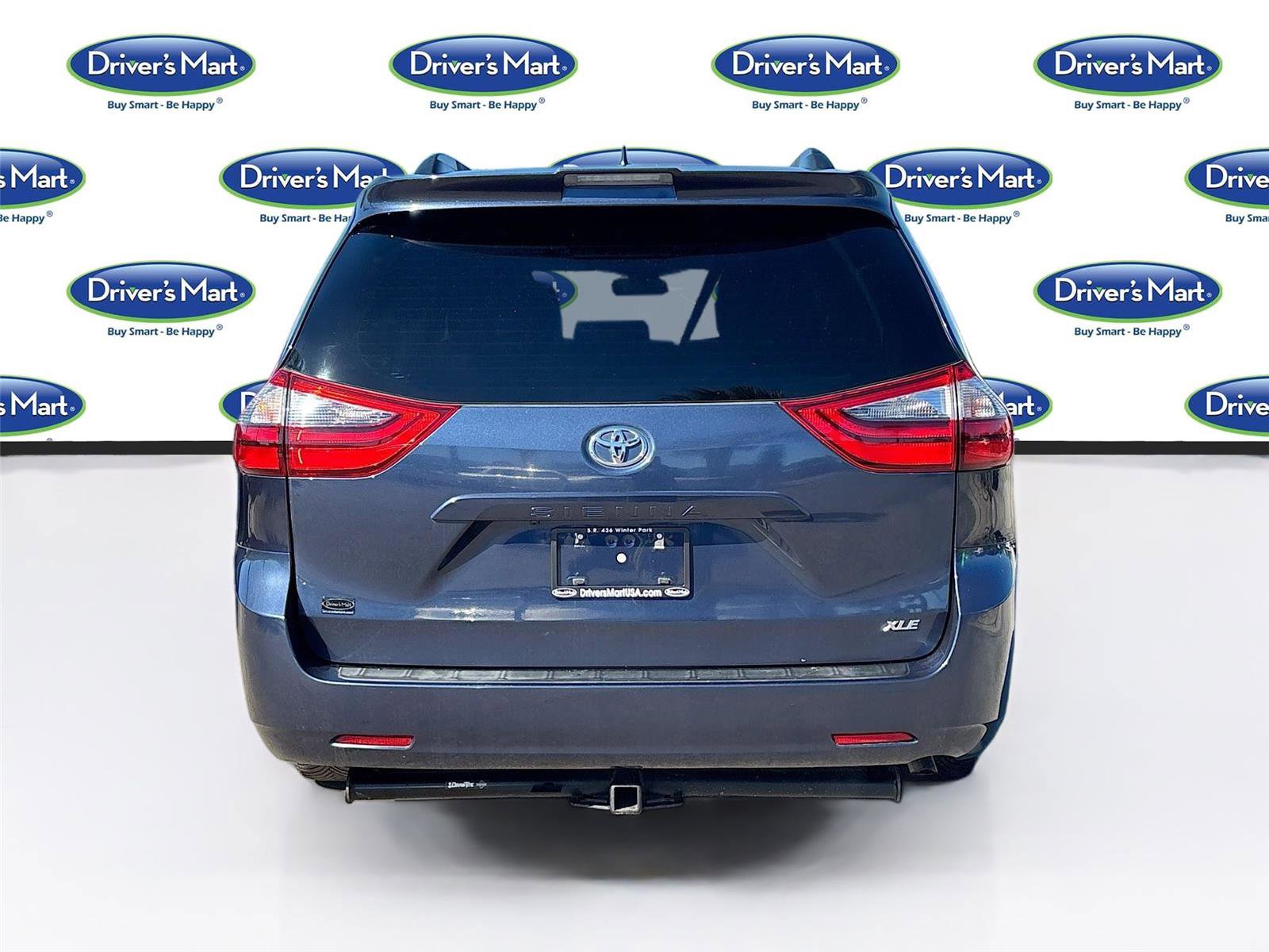 Used 2020 Toyota Sienna XLE image 6