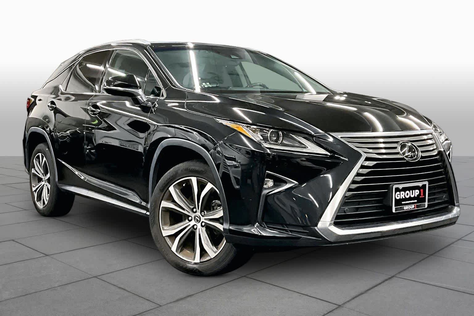 Used 2019 Lexus RX 350 FWD w/ Navigation Package image 2