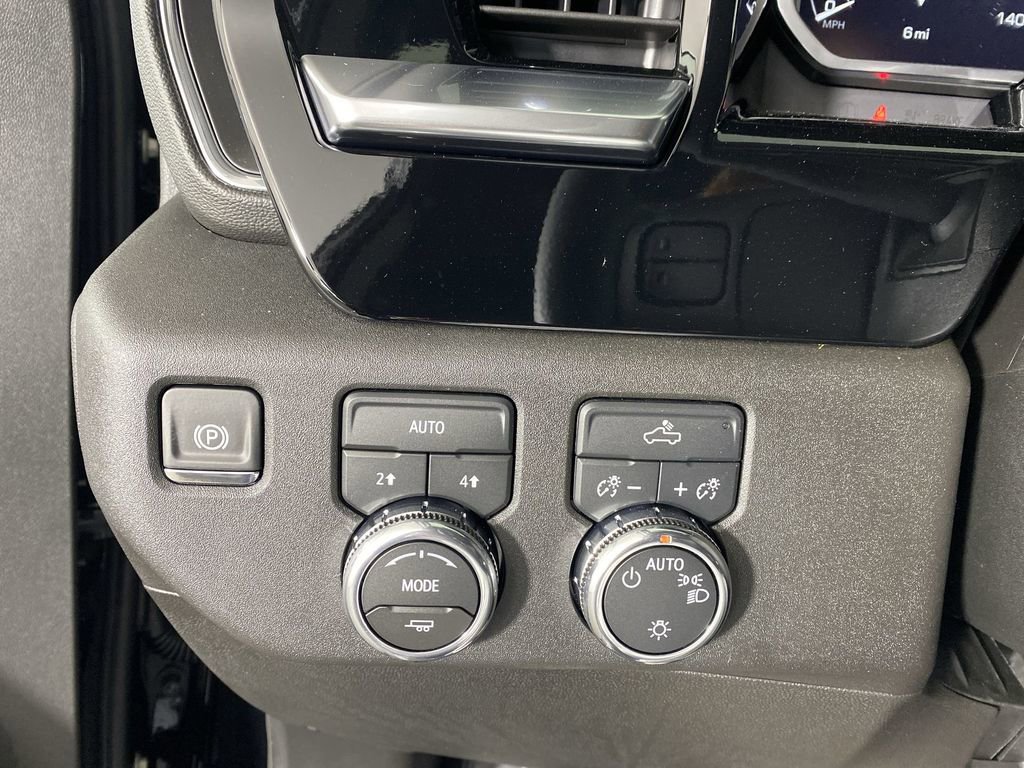 New 2026 GMC Sierra 1500 SLE image 19