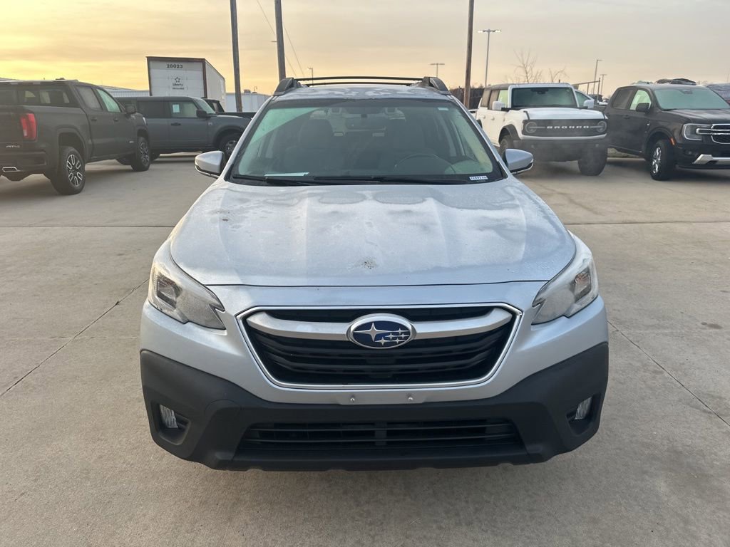 Used 2021 Subaru Outback Premium image 4