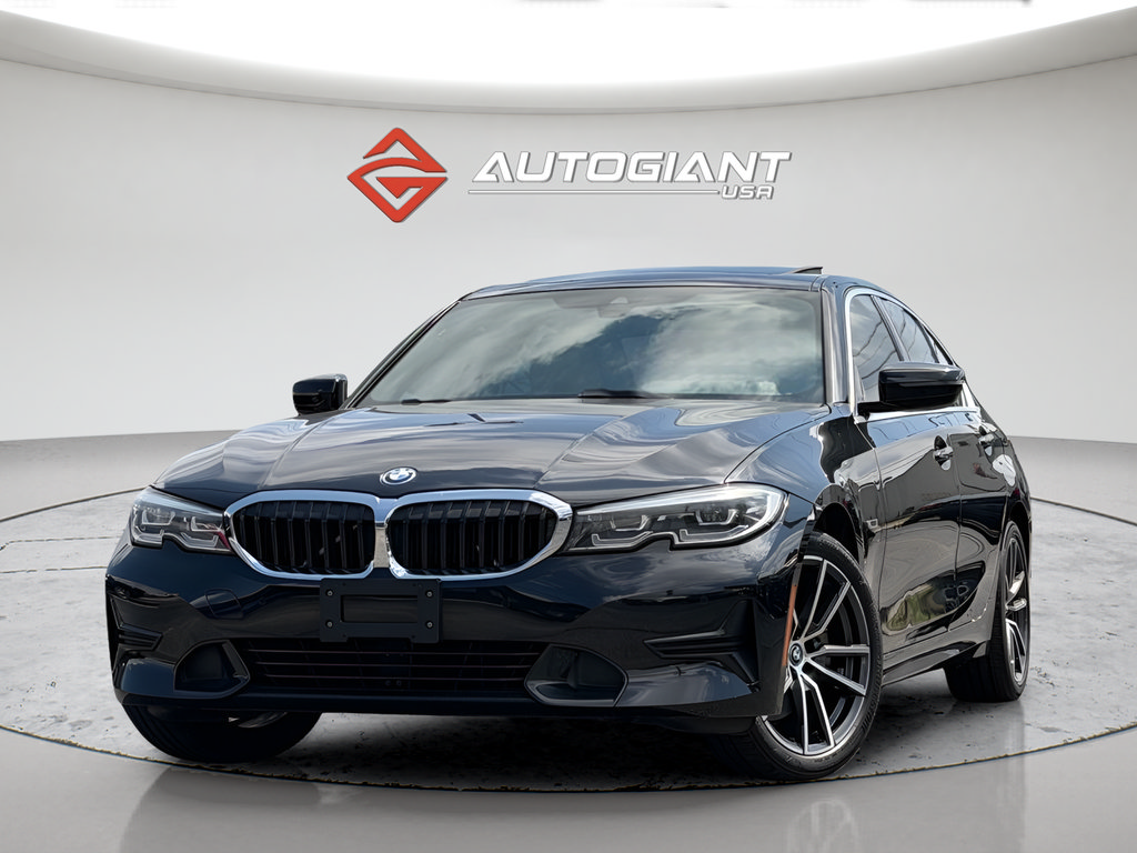 Used 2022 BMW 330e RWD image 1