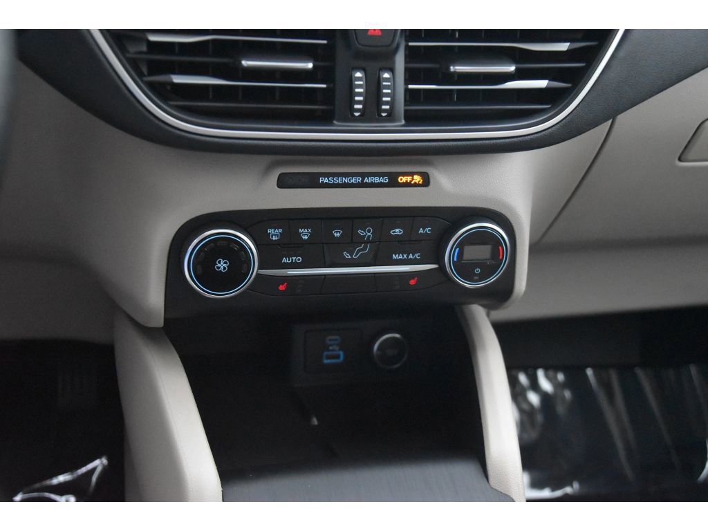 Used 2020 Ford Escape SE Sport AWD/4WD image 34