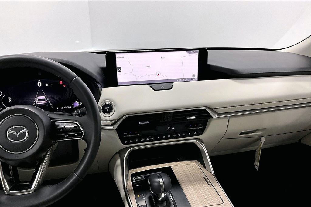 Used 2025 MAZDA CX-90 Plug-In Hybrid w/ Premium Plus image 8