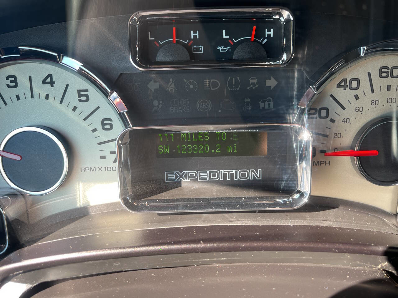 Used 2014 Ford Expedition EL Limited AWD/4WD image 17