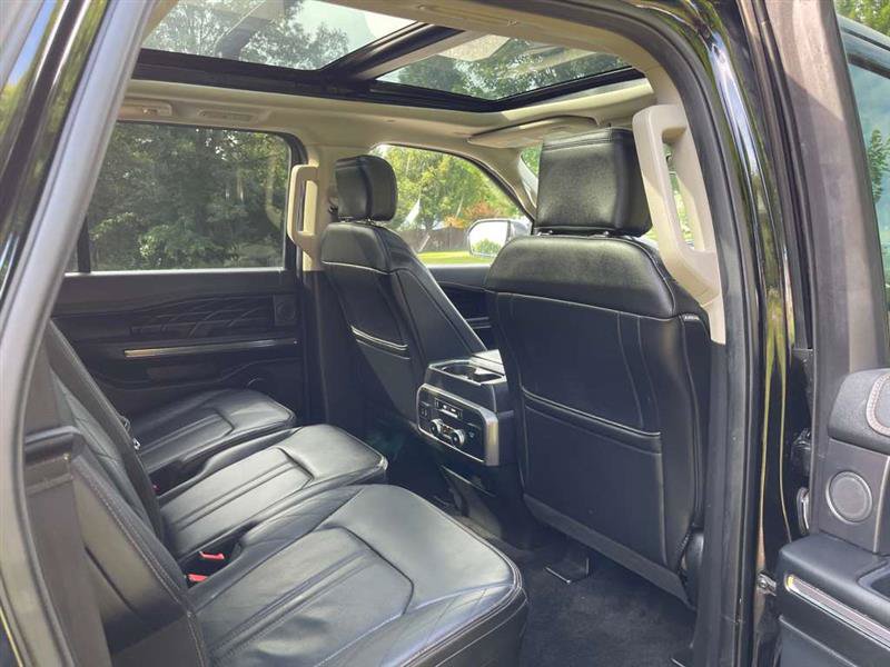 Used 2018 Ford Expedition Max Platinum AWD/4WD image 46