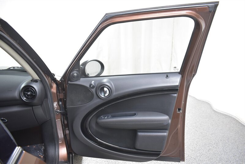 Used 2013 MINI Cooper Countryman S image 22