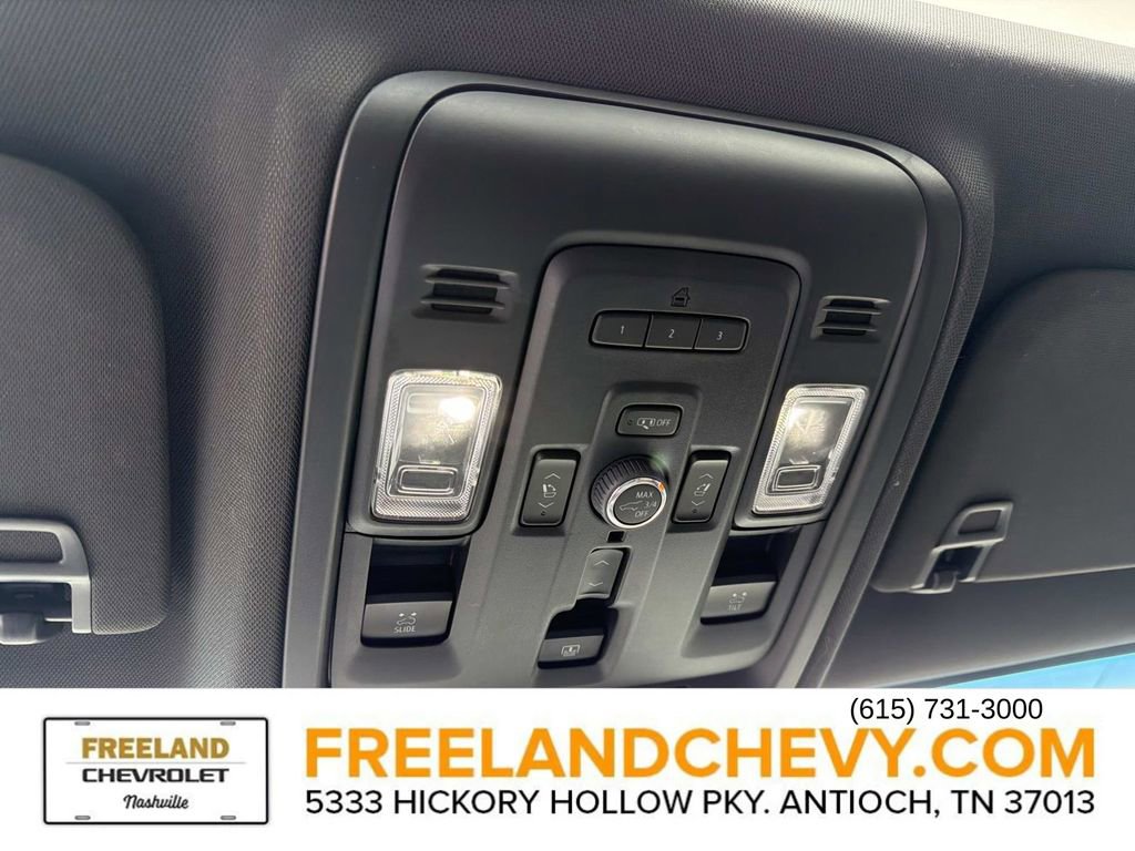 Used 2022 GMC Yukon AT4 image 40