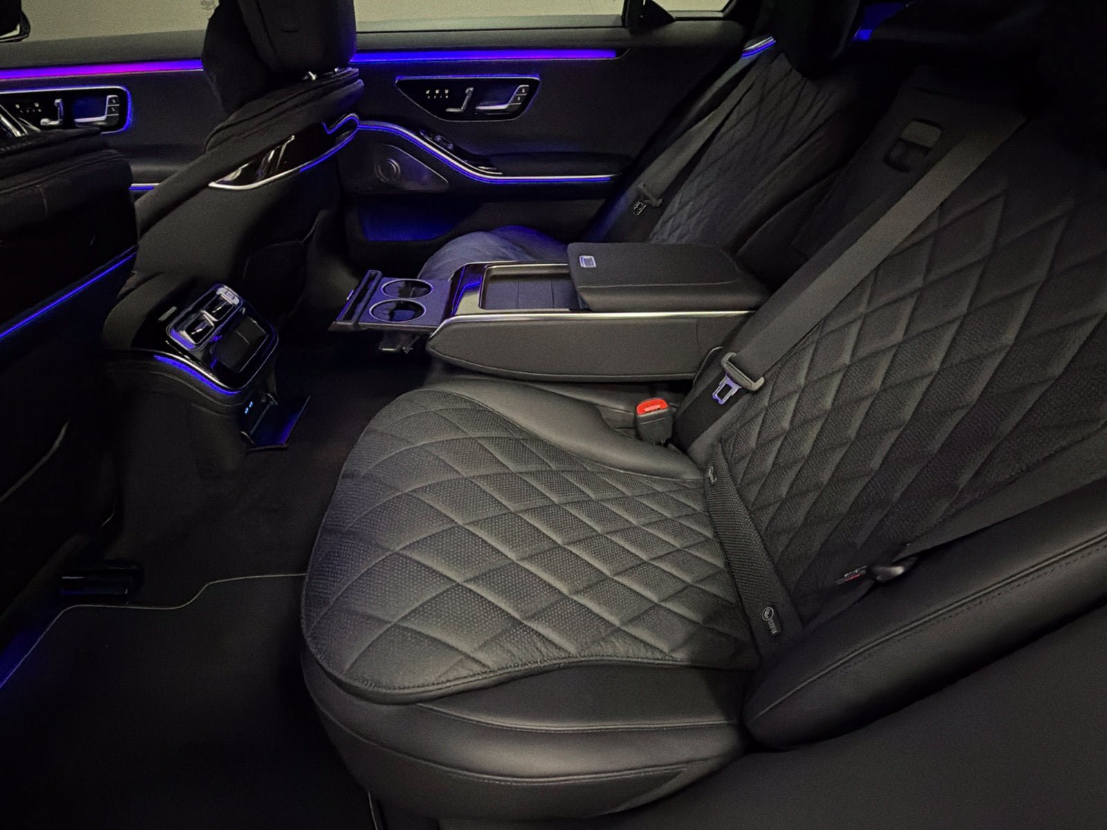 Certified 2024 Mercedes-Benz S 580e 4MATIC Sedan image 39
