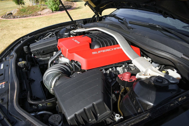 Used 2014 Chevrolet Camaro ZL1 image 16