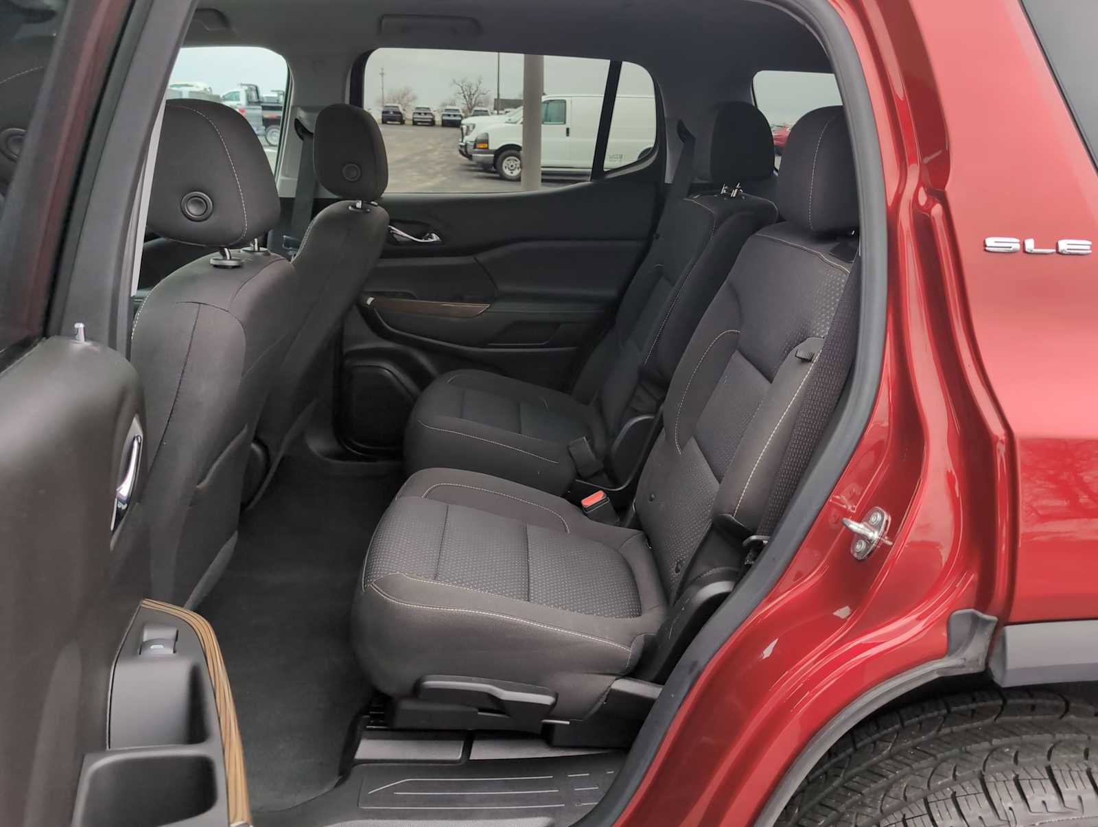 Used 2023 GMC Acadia SLE w/ Driver Convenience Package image 23