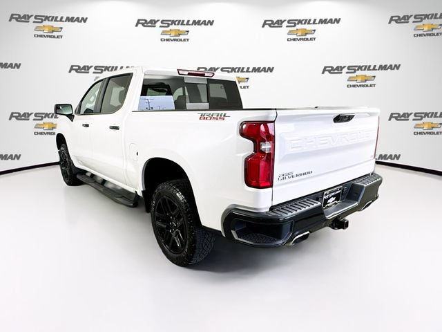 Used 2024 Chevrolet Silverado 1500 LT Trail Boss w/ Convenience Package II AWD/4WD image 5