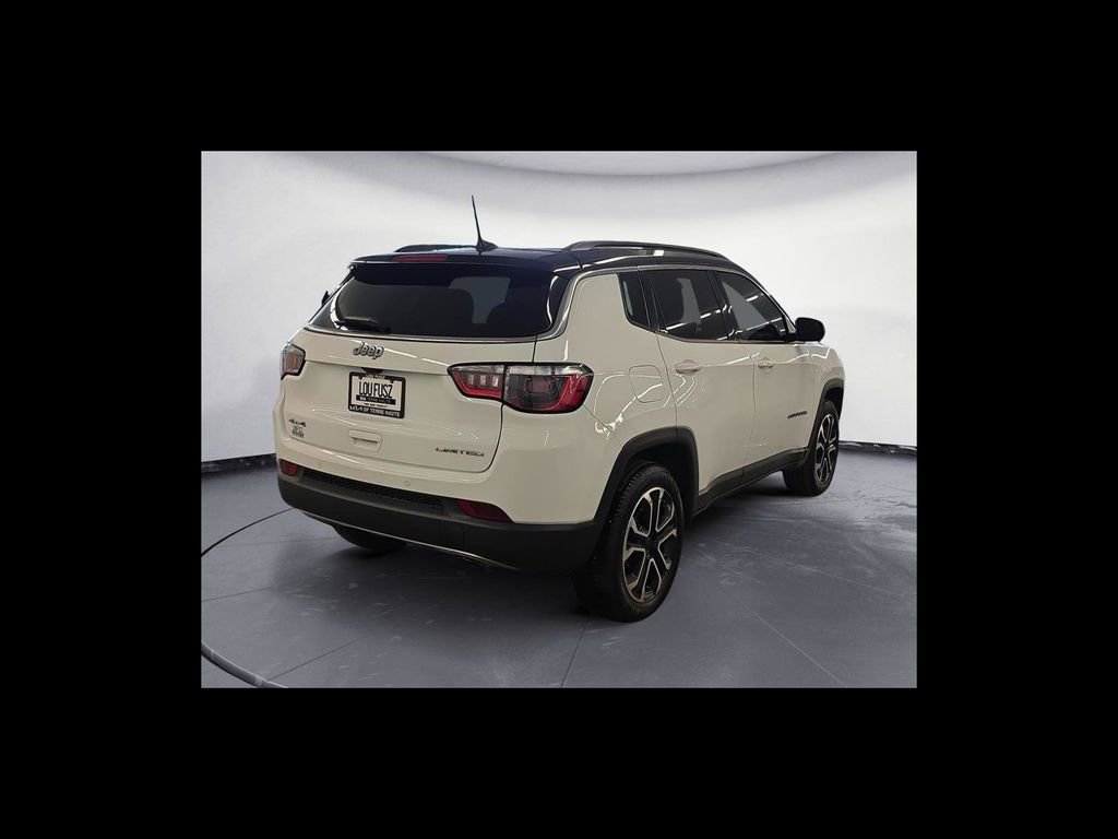 Used 2023 Jeep Compass Limited w/ Sun and Sound Group AWD/4WD image 6