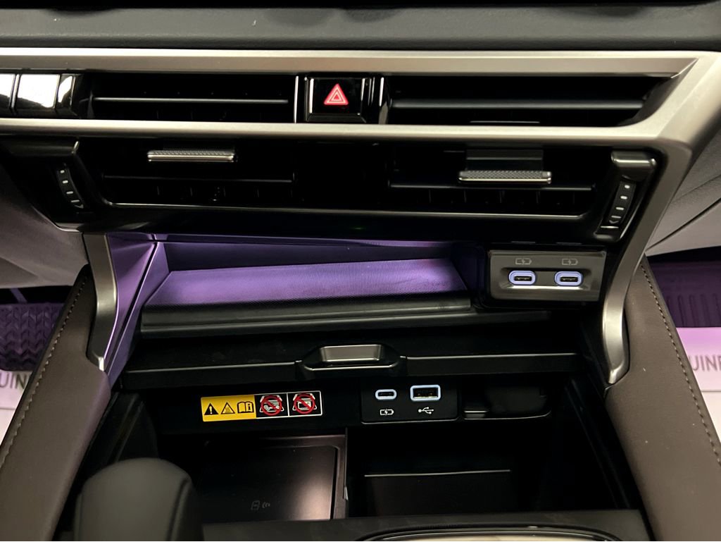 New 2026 Lexus RX 450h 450h+ Luxury image 17