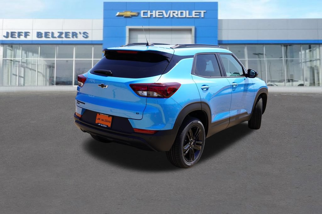 New 2026 Chevrolet TrailBlazer LT w/ Midnight Edition AWD/4WD image 3
