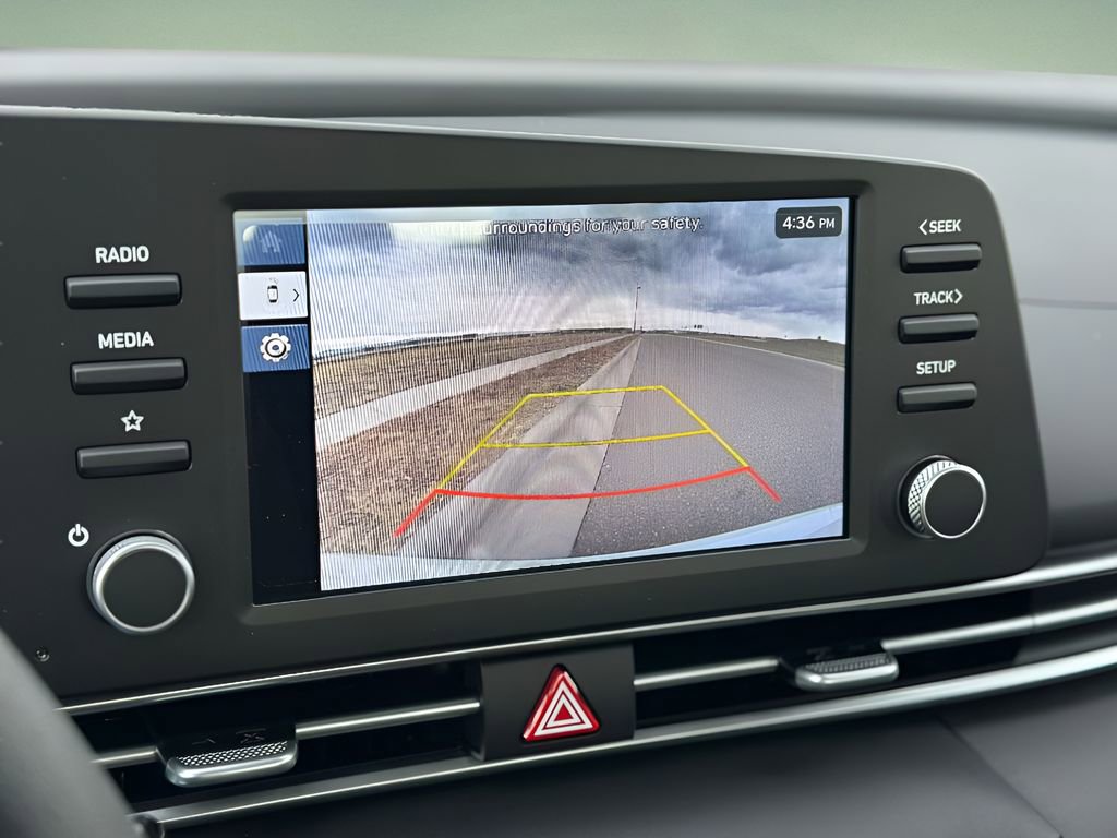 New 2025 Hyundai Elantra Blue image 16