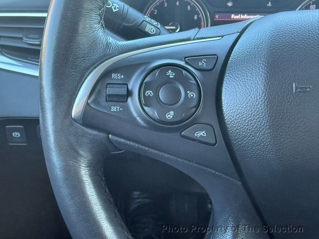 Used 2021 Buick Enclave Premium w/ Sun and Sites Package image 20