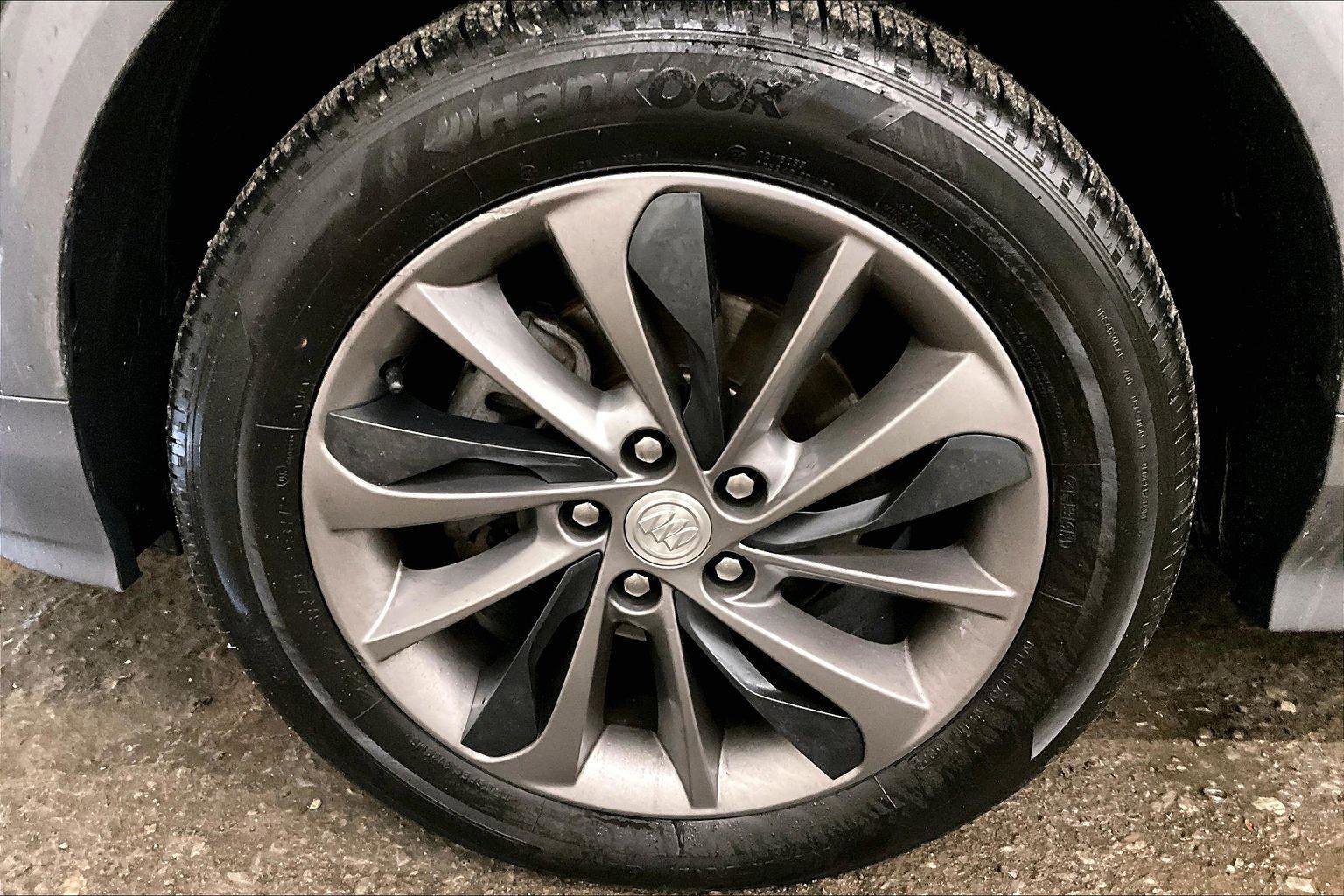 Used 2021 Buick Encore GX Select w/ Sport Touring Package image 8