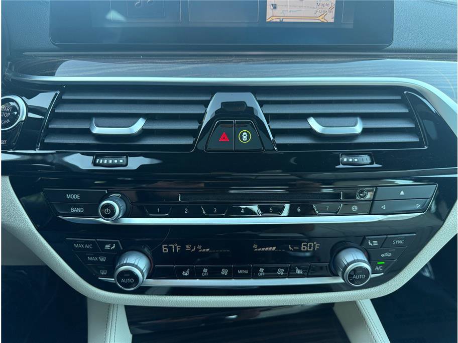 Used 2019 BMW M550i xDrive image 19