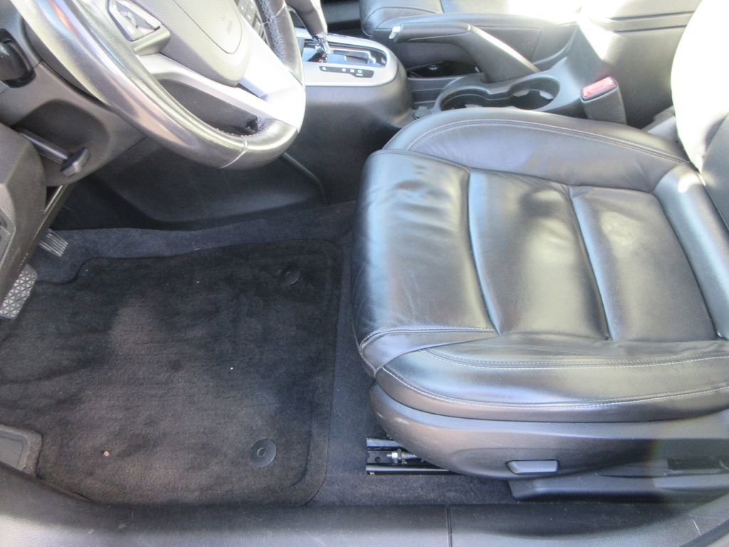 Used 2013 Chevrolet Cruze LT w/ RS Package image 20