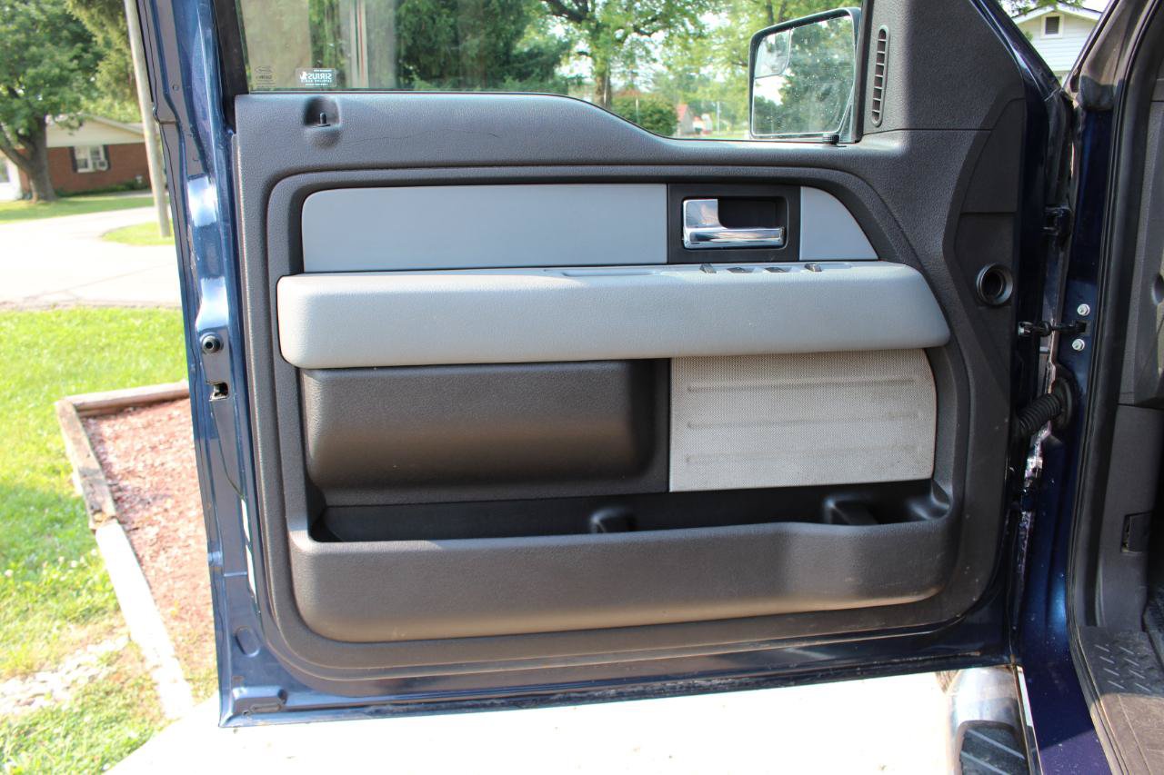 Used 2014 Ford F150 XLT w/ Equipment Group 302A Luxury AWD/4WD image 12