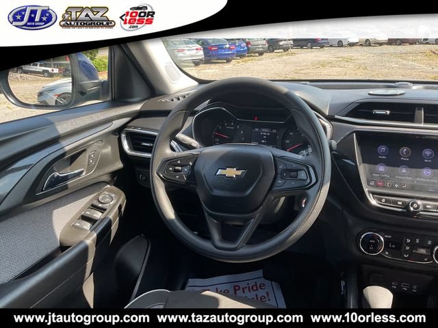 Used 2023 Chevrolet TrailBlazer LT w/ Convenience Package AWD/4WD image 16