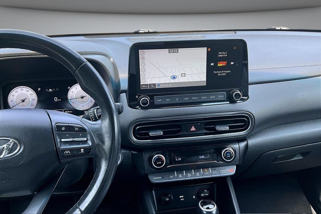 Used 2023 Hyundai Kona Limited AWD/4WD image 9