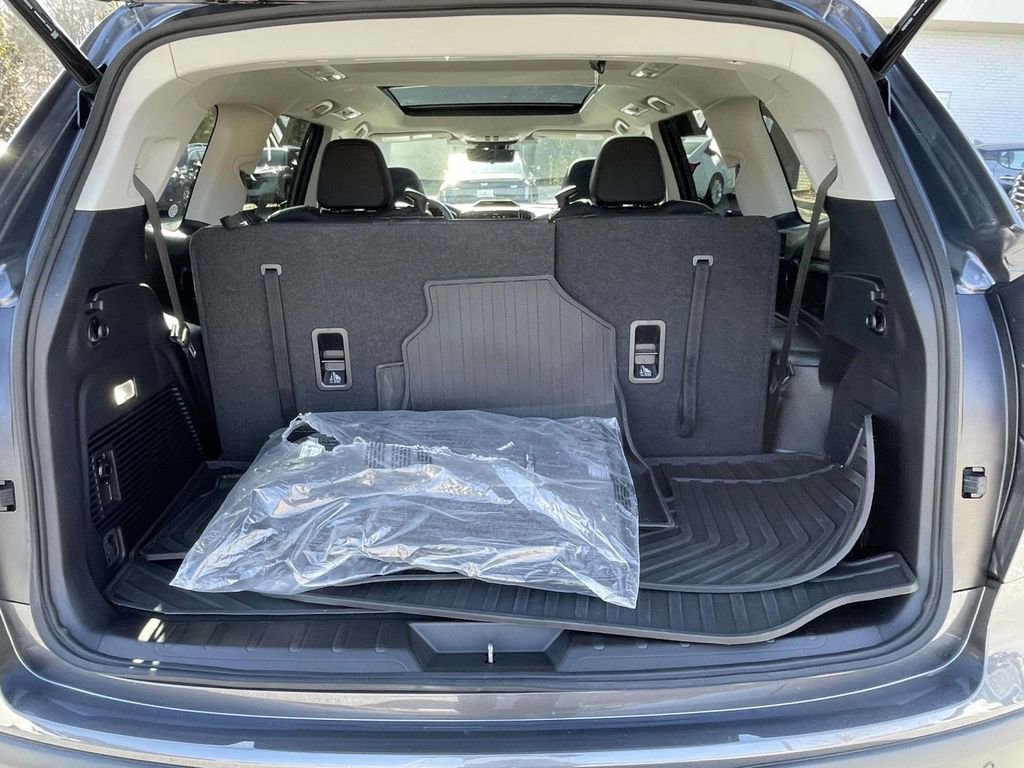 Used 2025 Subaru Ascent Bronze Edition w/ Popular Package #2 image 10