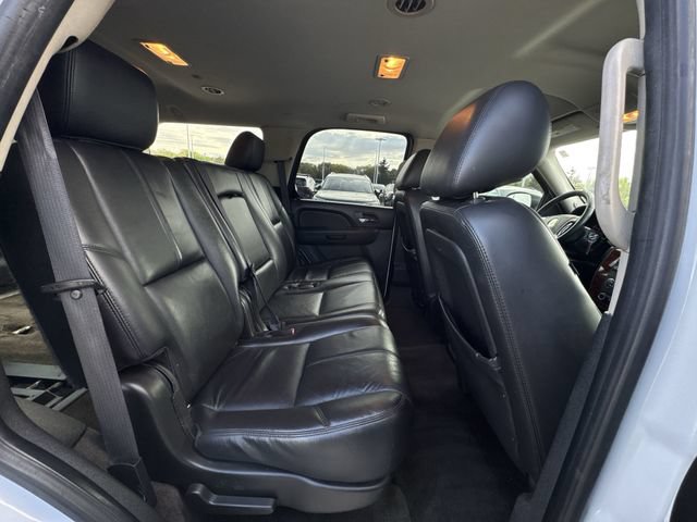 Used 2011 Chevrolet Tahoe LT RWD image 24