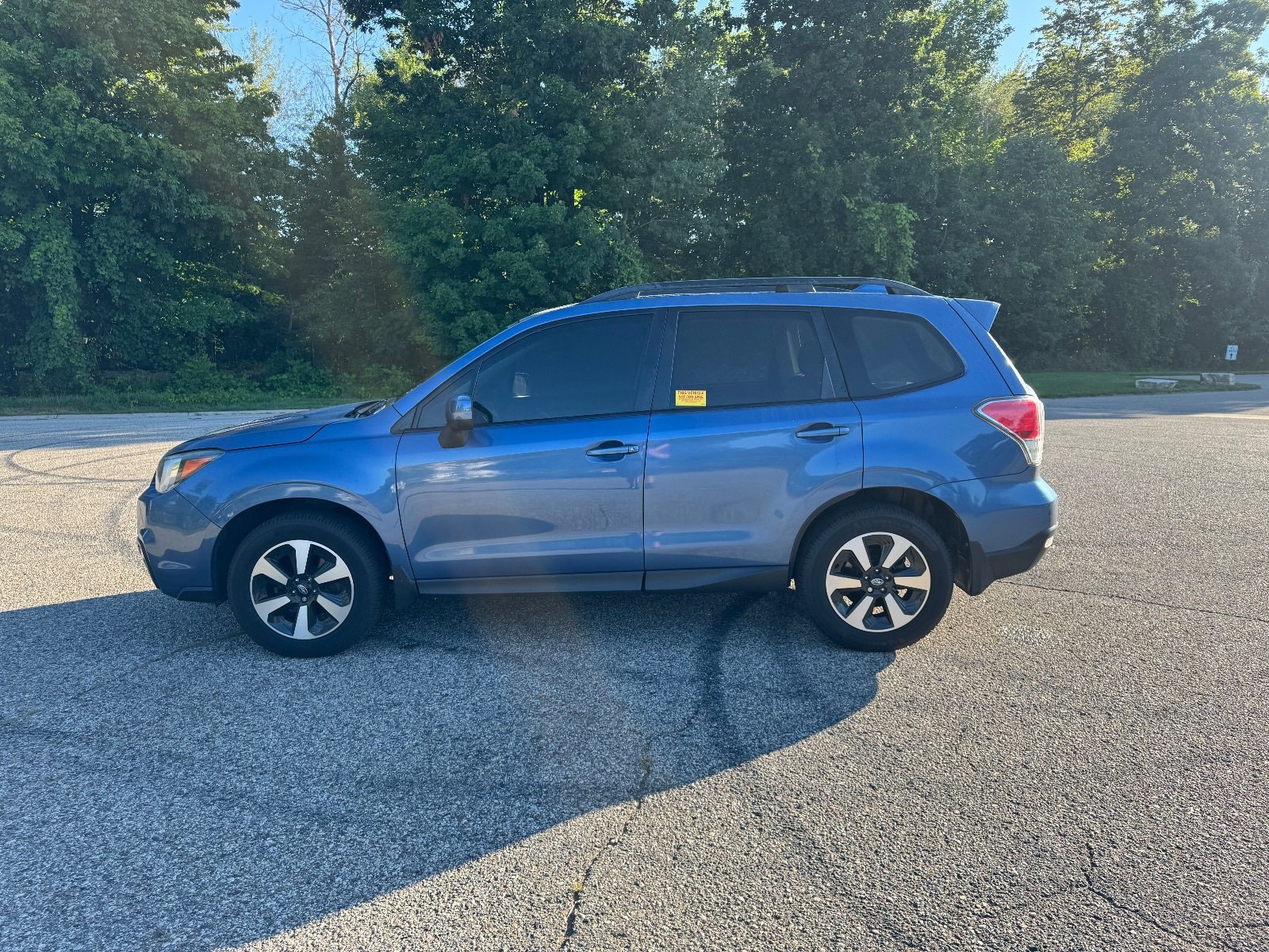 Used 2017 Subaru Forester 2.5i Premium AWD/4WD image 6