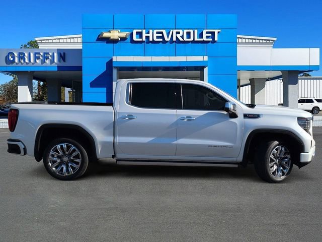Used 2022 GMC Sierra 1500 Denali w/ Denali Reserve Package image 3