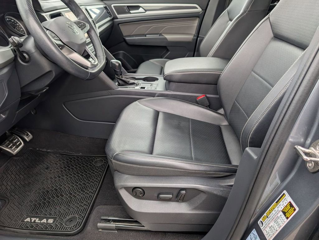 Used 2021 Volkswagen Atlas SE image 18