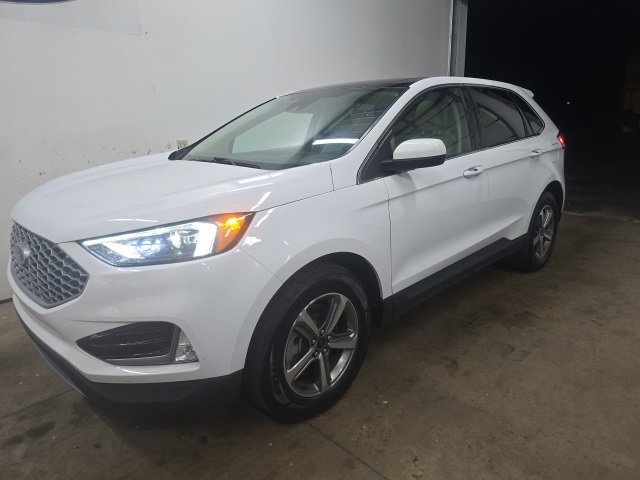 Used 2023 Ford Edge SEL w/ Convenience Package image 30