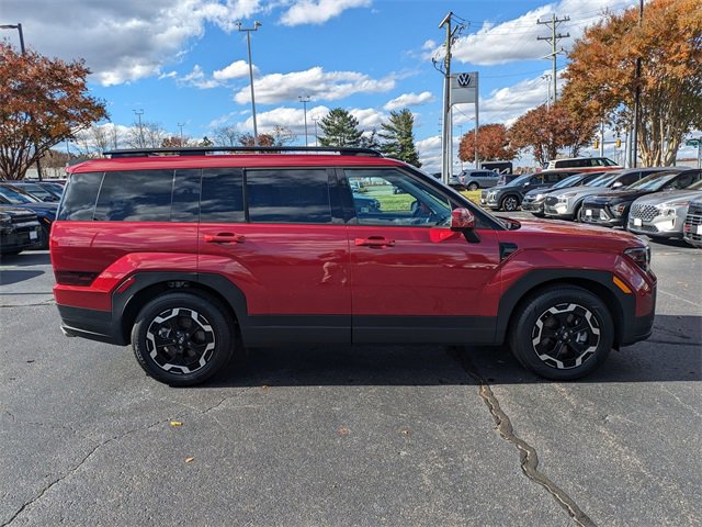 Used 2025 Hyundai Santa Fe SEL image 3