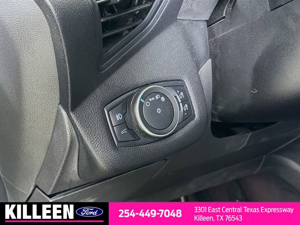 Used 2019 Ford Escape SE image 9