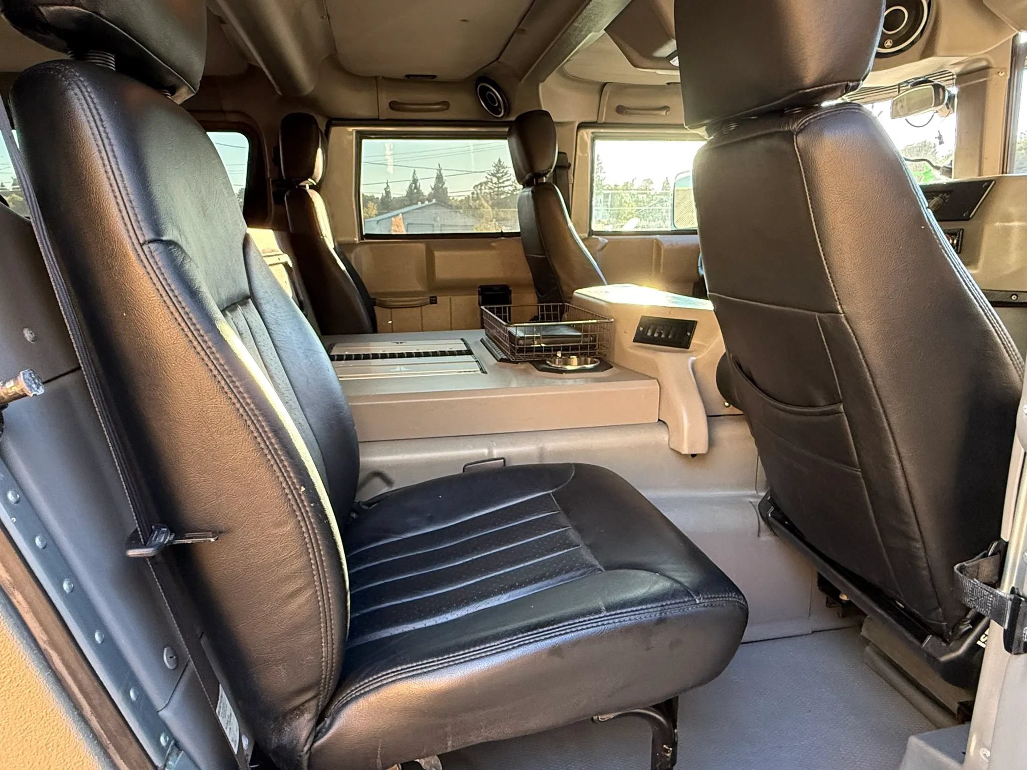 Used 1997 HUMMER H1 4-Door Wagon AWD/4WD image 32