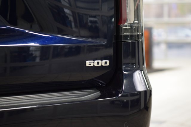 Used 2021 Cadillac Escalade Premium Luxury w/ Driver Assist Tech Package image 22