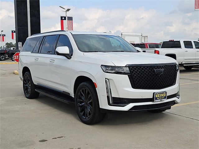 Used 2023 Cadillac Escalade ESV Premium Luxury image 10