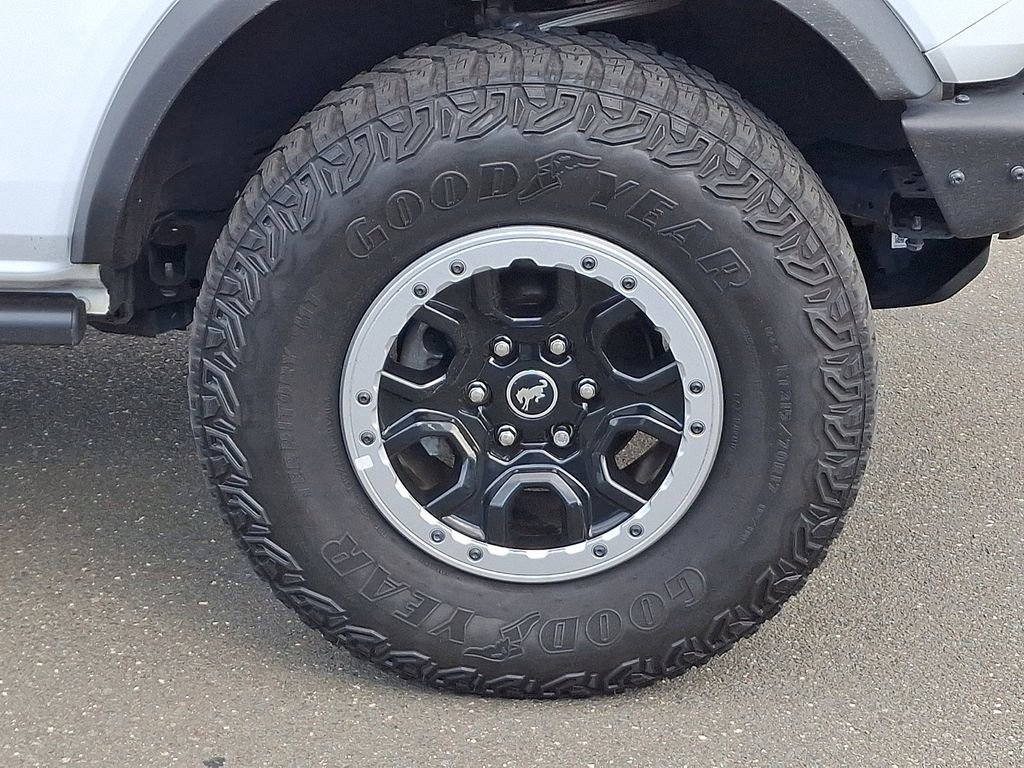 Certified 2023 Ford Bronco Badlands w/ Sasquatch Package image 8