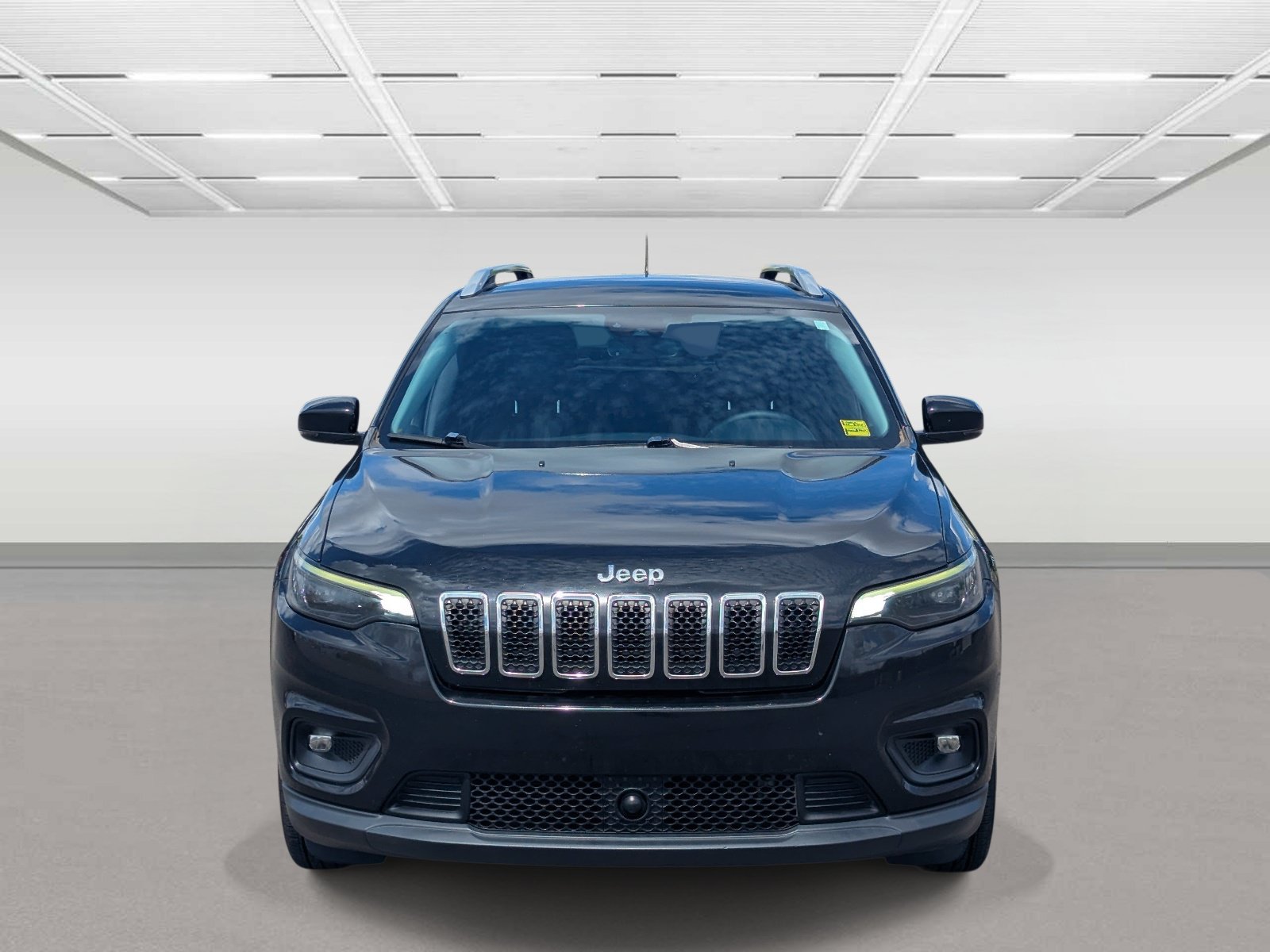 Used 2020 Jeep Cherokee Latitude Lux w/ Comfort/Convenience Group FWD image 8
